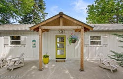 2937 E Upper Hayden Lake Rd, Hayden, ID 83835