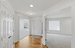 6526 HOGAN Dr N, Keizer, OR 97303