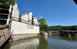 98 Jonathan Drive, Lake Ozark, MO 65049