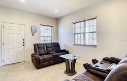 8735 Isla Bella Drive, Orlando, FL 32818