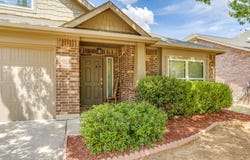 881 Oarlock Drive, Crowley, TX 76036