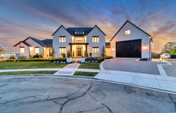1720 S HILLCREST Cir W, Mapleton, UT 84664