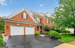8248 NATIVE VIOLET DR, LORTON, VA 22079