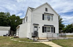 79 Avenue D, Atlantic Highlands, NJ 07716
