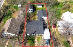 403 Lizzie St, Taylor, TX 76574