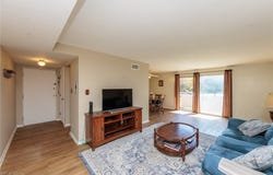 21841 River Oaks Drive, Rocky River, OH 44116