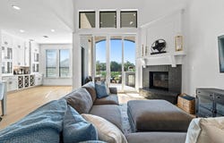 668 Two Creeks Ln, Austin, TX 78737