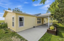 3110 Star Ln, Emmett, ID 83617