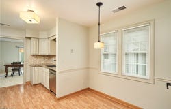 910 Wellsley Lane, Akron, OH 44313