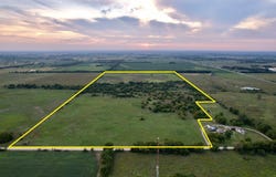 Udall Rd, Chanute, KS 66720