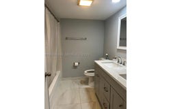 230 Lakeview Dr, Weston, FL 33326
