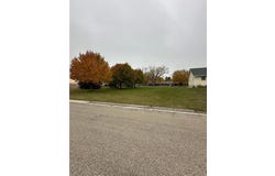 304 Mueller Drive, Hendricks, MN 56136