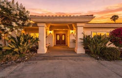 1990 Quail View Dr, Vista, CA 92084