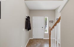 522 AVALON Ct, Albany, OR 97322