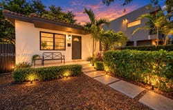 3033 Hibiscus St, Miami, FL 33133