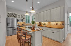 533 NE 21ST Ave, Canby, OR 97013