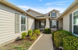 105 Nassau Cir, Georgetown, TX 78633