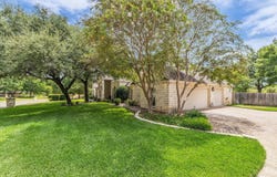 325 Elm Grove Circle, McGregor, TX 76657