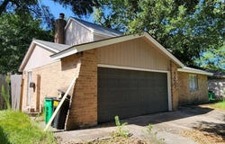 4423 Burkegate Dr, Spring, TX 77373