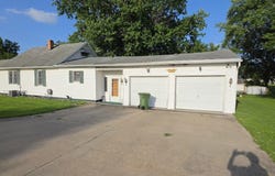 1102 3rd Ave E, Albia, IA 52531