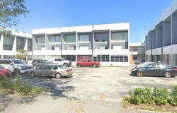1305 W 46th St, Hialeah, FL 33012