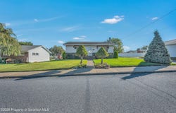 100 Ann Street, Old Forge, PA 18518