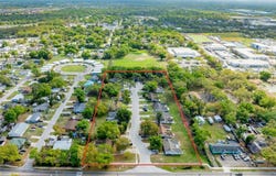 904 33RD AVENUE E, BRADENTON, FL 34208