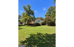 83 Third Street, Hartwell, GA 30643