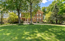 1542 Plainfield Road, Oswego, IL 60543