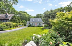 7 Cachalot Lane, Falmouth, MA 02540
