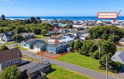 177 S DOLPHIN St, RockawayBeach, OR 97136