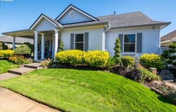 2672 HAZELNUT Dr, Woodburn, OR 97071
