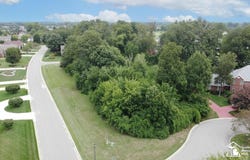 1037 Abbey Road, Monroe, MI 48161