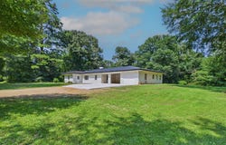 2114 NAUVOO Rd, Jasper, AL 35504