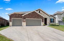 4004 Harbor Point Dr, Pflugerville, TX 78660