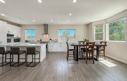 946 Warwick, Thousand Oaks, CA 91360