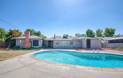 2995 E Buckingham Way, Fresno, CA 93726