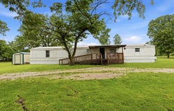 1919 Burnett Road, Seymour, MO 65746