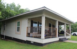 327 3RD St, Carbon Hill, AL 35549