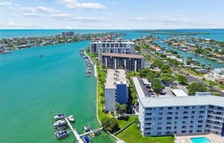 644 ISLAND Way, CLEARWATER, FL 33767