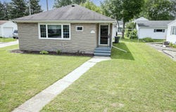 209 E 2ND Street, KIMBERLY, WI 54136-1914