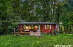 10481 Brown Road, Fenwick, MI 48834