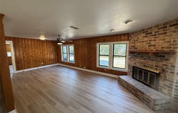 5609 Baylor Avenue, River Oaks, TX 76114