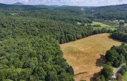 Shady Grove Road NW, Willis, VA 24380