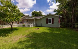 812 Denton Drive, Euless, TX 76039