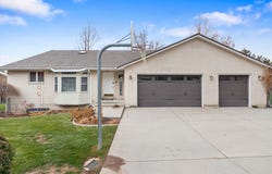 1504 E SPRING Ln, Holladay, UT 84117