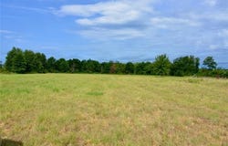 16401 E Hackberry Road, Henryetta, OK 74437