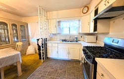 425--429 OAK Avenue, WEST BERLIN, NJ 08091