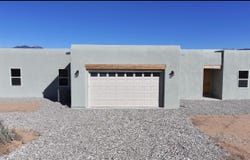 10 Colty, Ranchos de Taos, NM 87557
