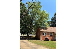 2813 W Commercial ST, Ozark, AR 72949